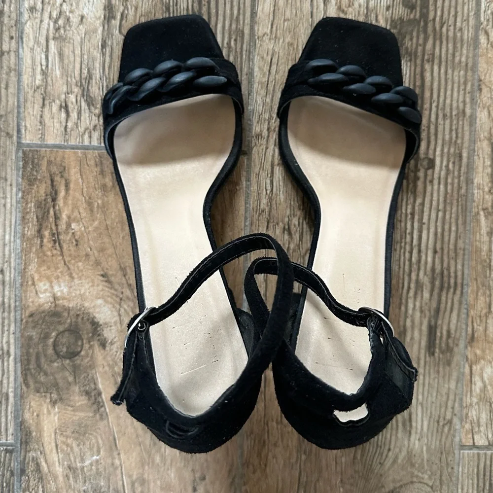 Nicole Miller Suede Heels - Picture 4 of 7